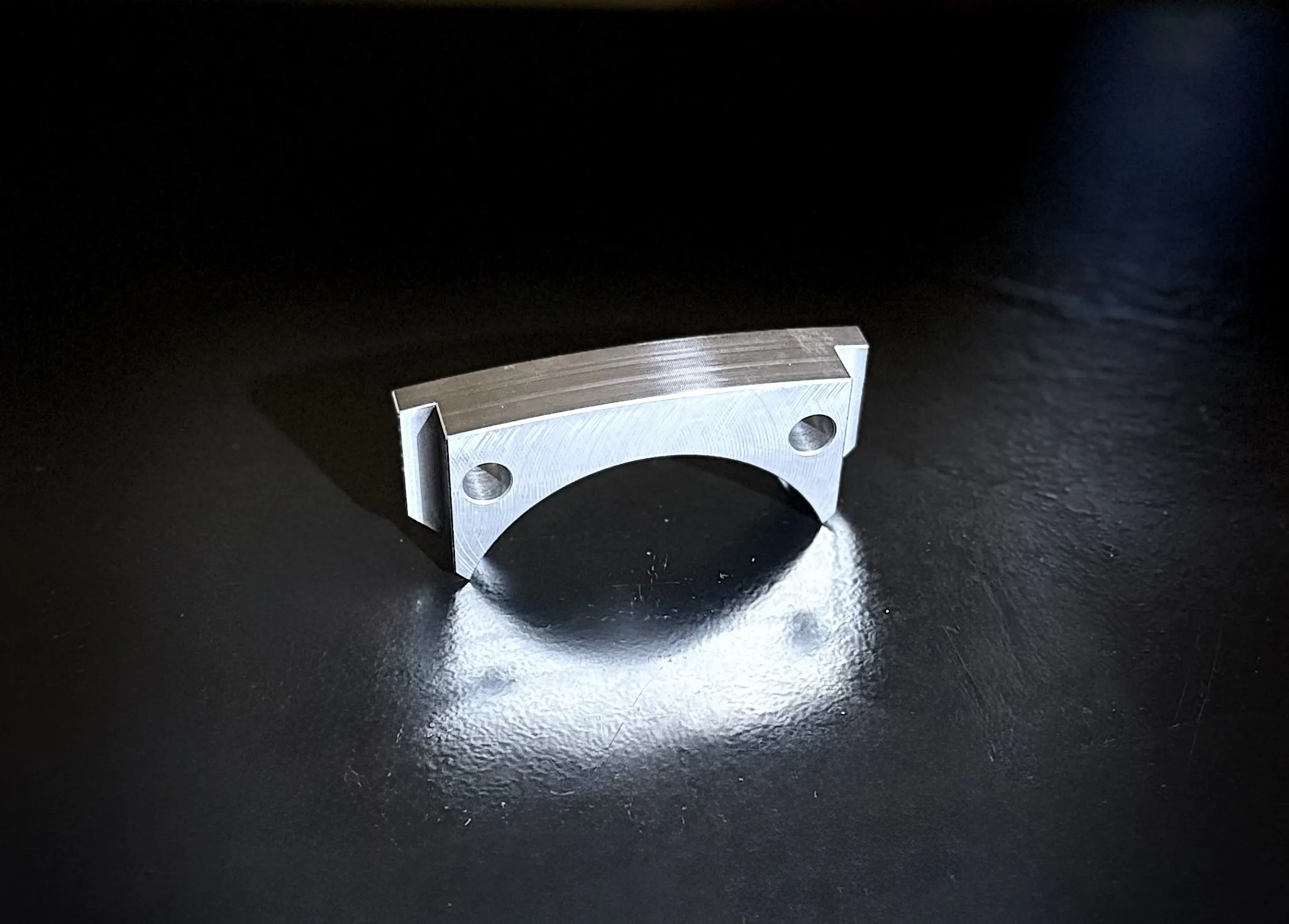 Liebherr Buffer Sabitleme Kovanı Alt